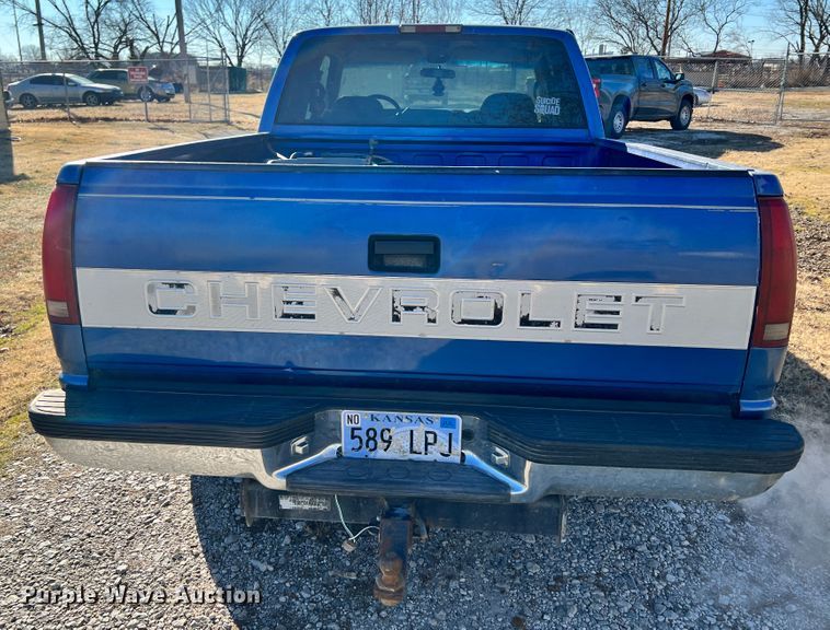 image for item ID9652 1997 Chevrolet C1500  Ext. Cab pickup truck