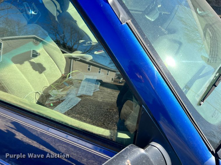 image for item ID9652 1997 Chevrolet C1500  Ext. Cab pickup truck