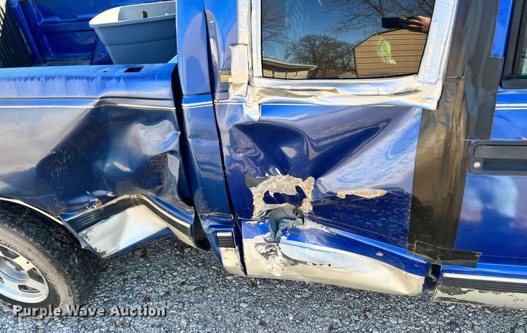 image for item ID9652 1997 Chevrolet C1500  Ext. Cab pickup truck