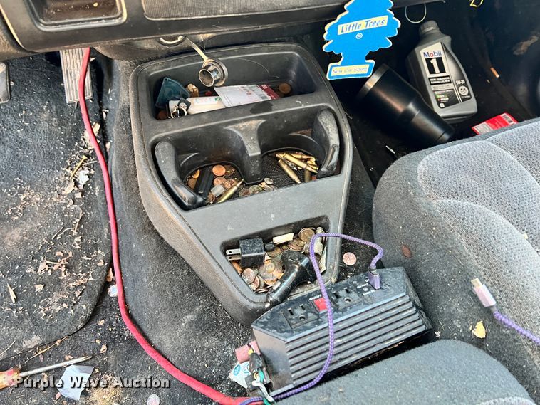 image for item ID9653 2002 Dodge Dakota  Quad Cab pickup truck