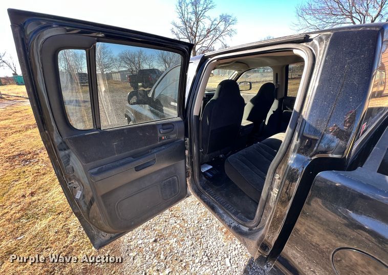 image for item ID9653 2002 Dodge Dakota  Quad Cab pickup truck