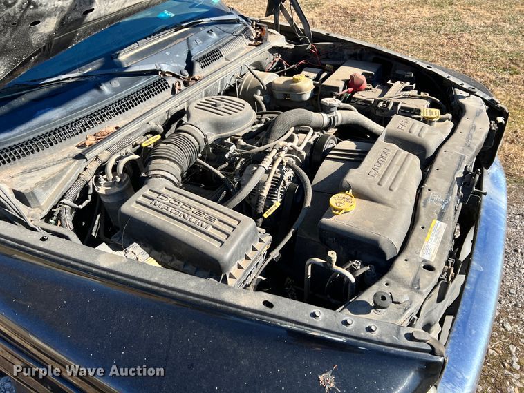 image for item ID9653 2002 Dodge Dakota  Quad Cab pickup truck