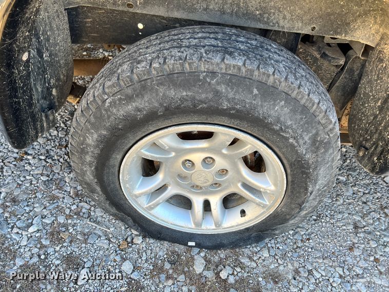 image for item ID9653 2002 Dodge Dakota  Quad Cab pickup truck