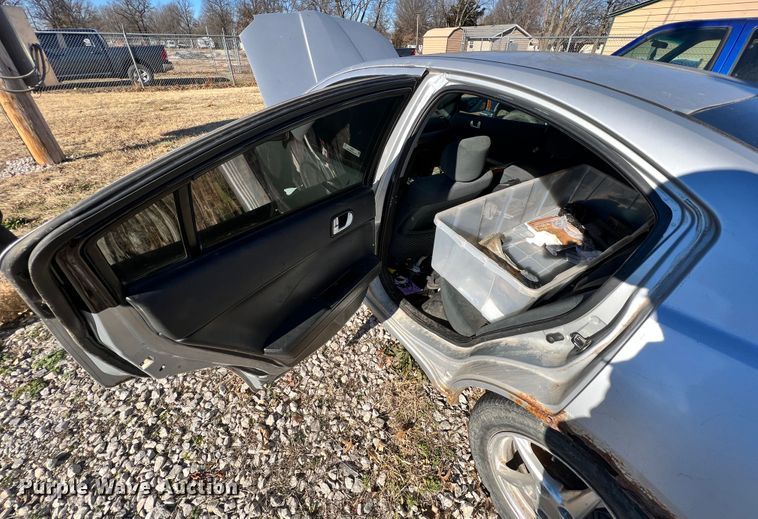 image for item ID9654 2006 Mitsubishi Galant