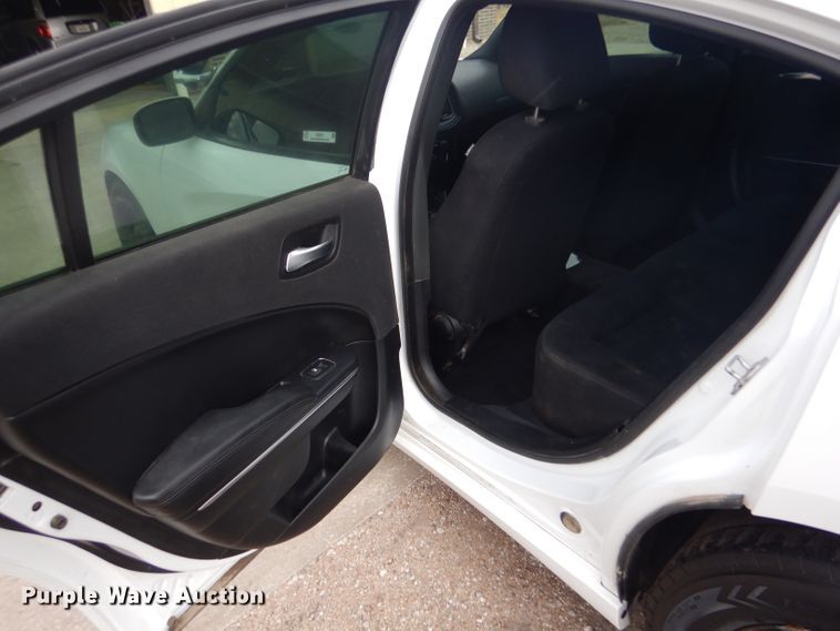 image for item IE9551 2017 Dodge Charger Police