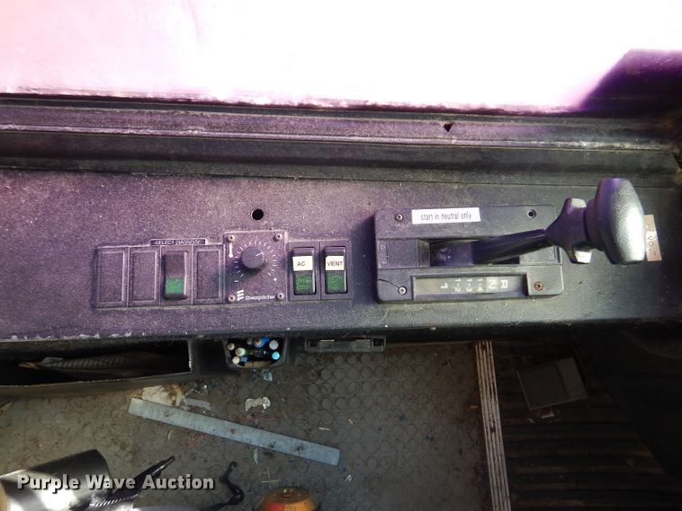 image for item IE9554 1993 Van Hool T840  coach bus