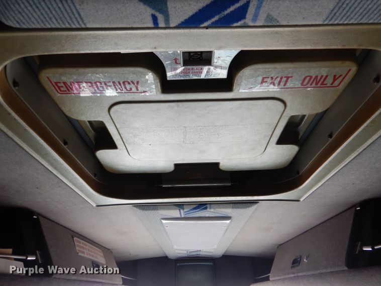 image for item IE9554 1993 Van Hool T840  coach bus