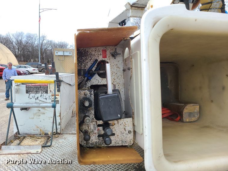 image for item IF9285 1997 Ford F450 Super Duty  bucket truck