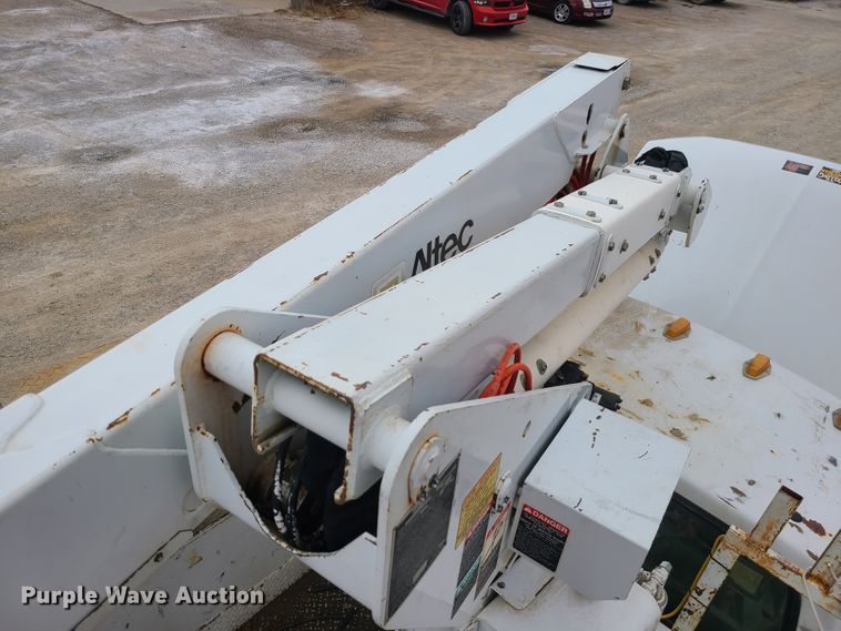 image for item IF9285 1997 Ford F450 Super Duty  bucket truck