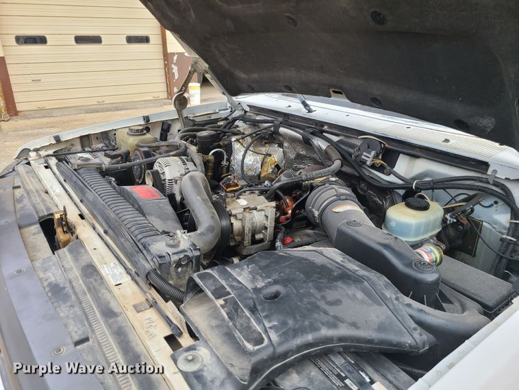 image for item IF9285 1997 Ford F450 Super Duty  bucket truck