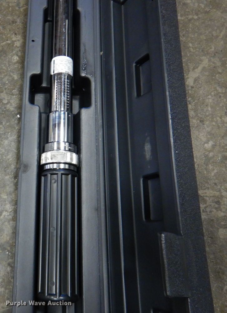 image for item IH9132 Gear Wrench torque wrench