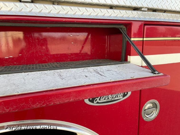 image for item IJ9508 1989 GMC C7000  pumper fire truck