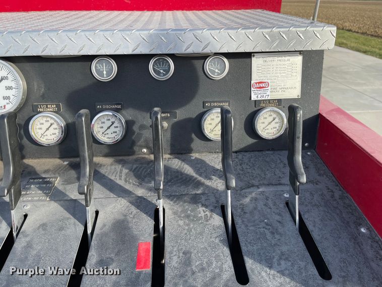 image for item IJ9508 1989 GMC C7000  pumper fire truck