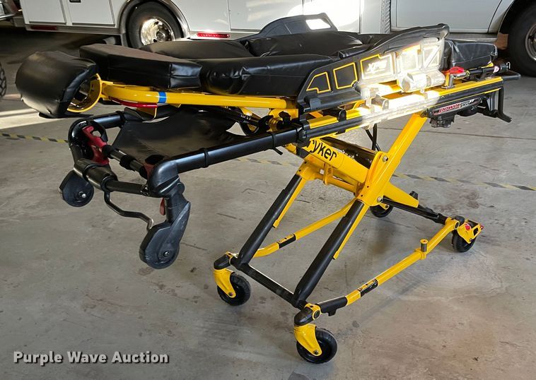 image for item IJ9628 Stryker  stretcher