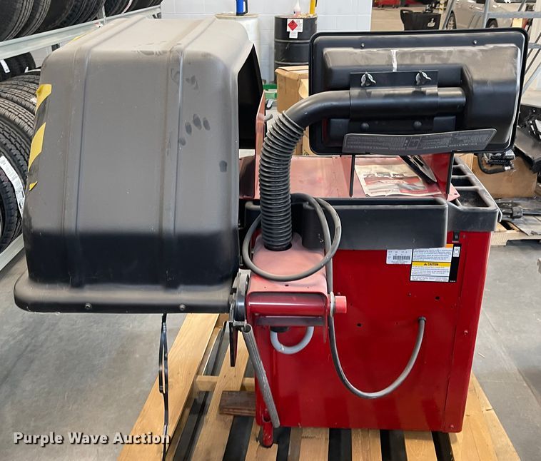 image for item IJ9645 Coats 1000  tire balancer