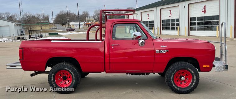 image for item IJ9655 1988 Dodge Ram 150  brush fire truck