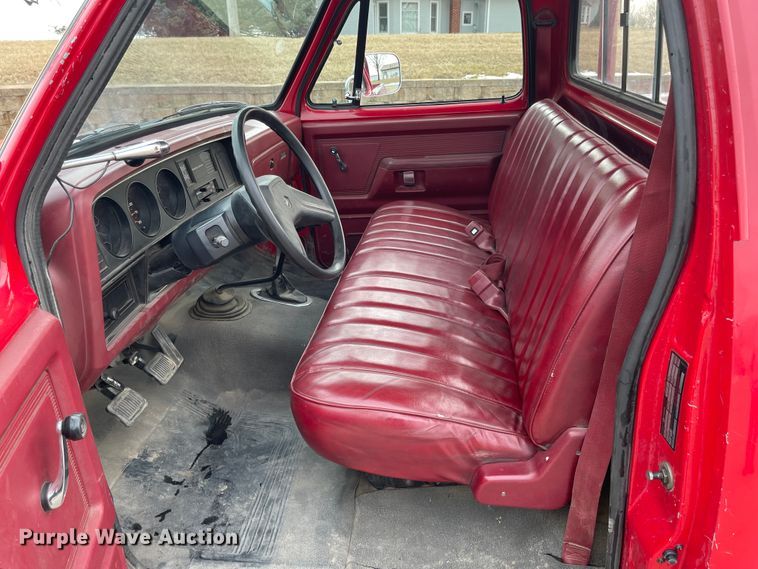 image for item IJ9655 1988 Dodge Ram 150  brush fire truck