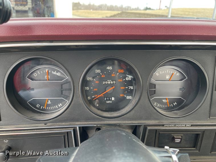 image for item IJ9655 1988 Dodge Ram 150  brush fire truck