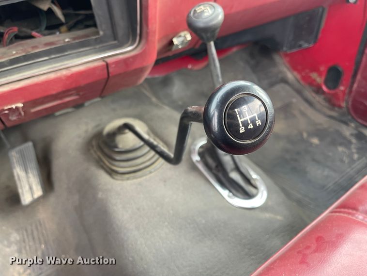 image for item IJ9656 1988 Dodge Ram 150  brush fire truck