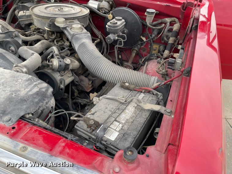 image for item IJ9656 1988 Dodge Ram 150  brush fire truck