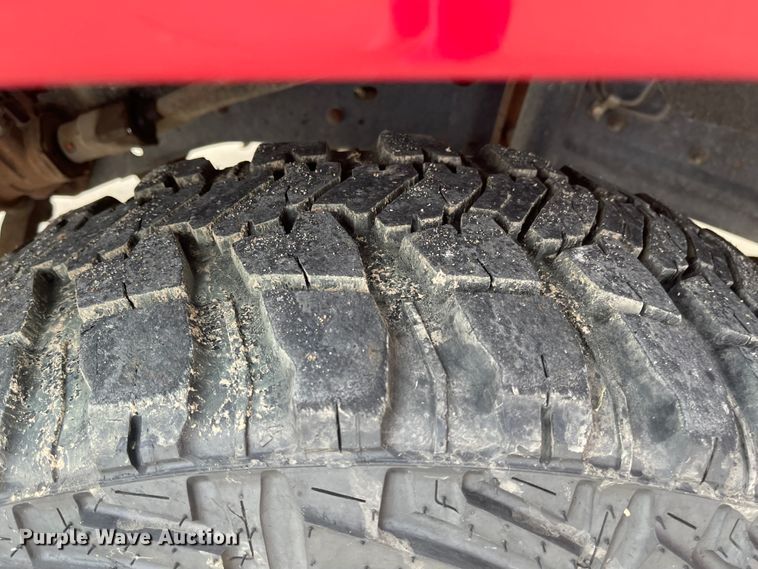 image for item IJ9656 1988 Dodge Ram 150  brush fire truck