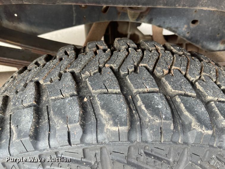 image for item IJ9656 1988 Dodge Ram 150  brush fire truck