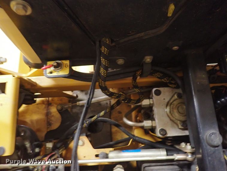 image for item IV9476 Hustler Super Z  ZTR lawn mower