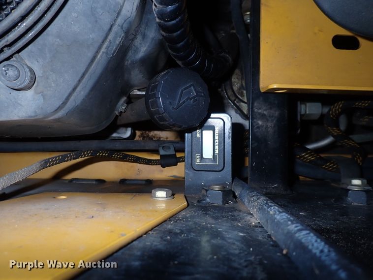 image for item IV9476 Hustler Super Z  ZTR lawn mower