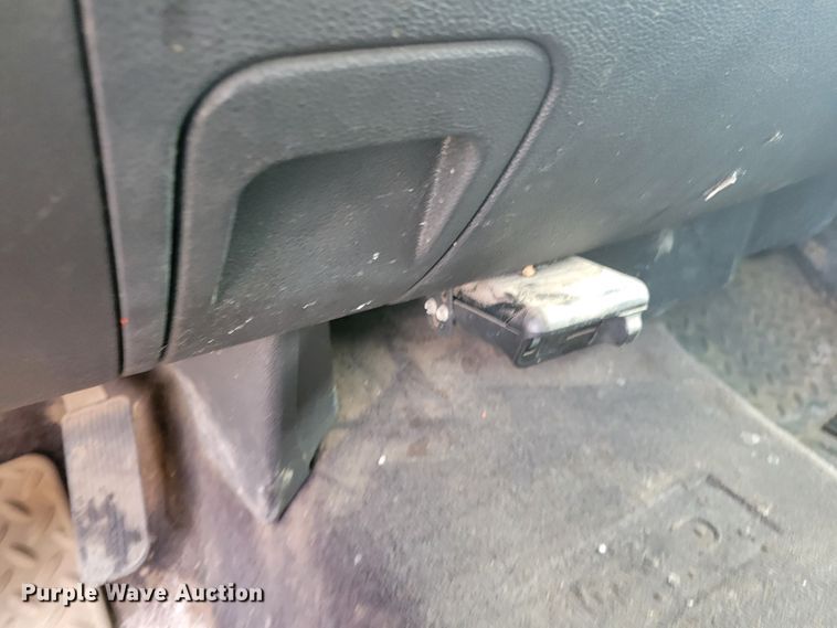 image for item IV9720 2012 Chevrolet Silverado 1500  Crew Cab pickup truck