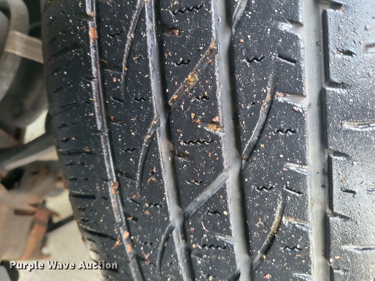 image for item IV9720 2012 Chevrolet Silverado 1500  Crew Cab pickup truck