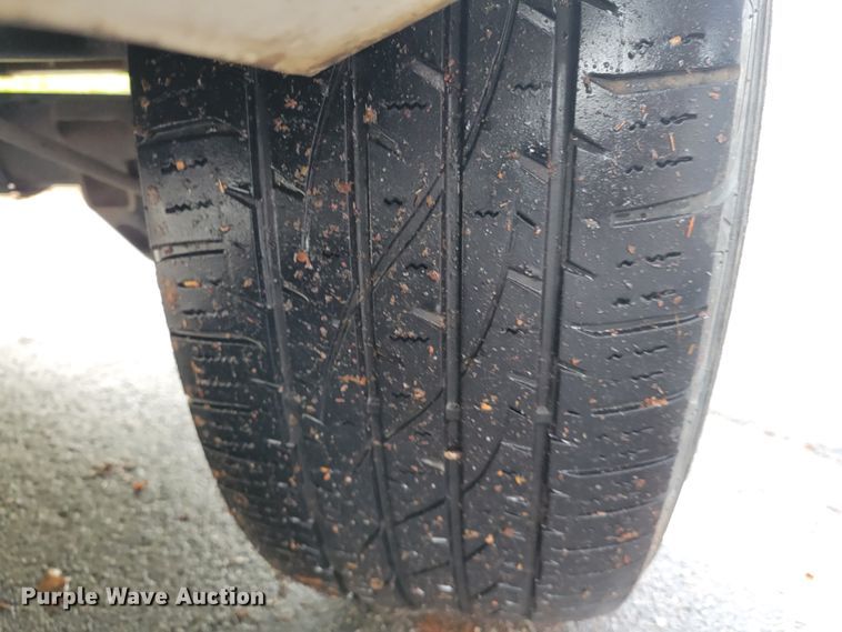 image for item IV9720 2012 Chevrolet Silverado 1500  Crew Cab pickup truck