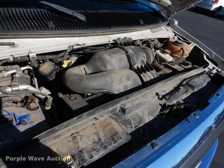 image for item JD9437 2014 Ford E450  shuttle bus