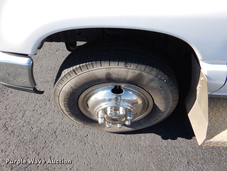 image for item JD9437 2014 Ford E450  shuttle bus