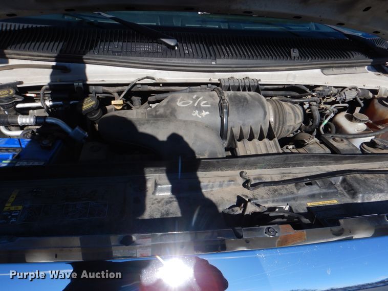 image for item JD9438 2014 Ford E450  shuttle bus