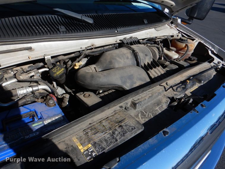 image for item JD9439 2014 Ford E450  shuttle bus