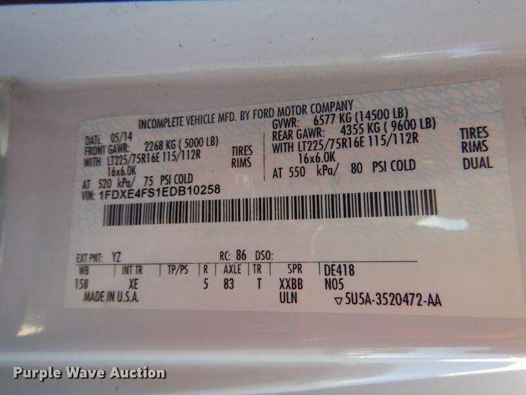 image for item JD9439 2014 Ford E450  shuttle bus