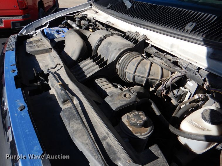 image for item JD9440 2011 Ford E450  shuttle bus