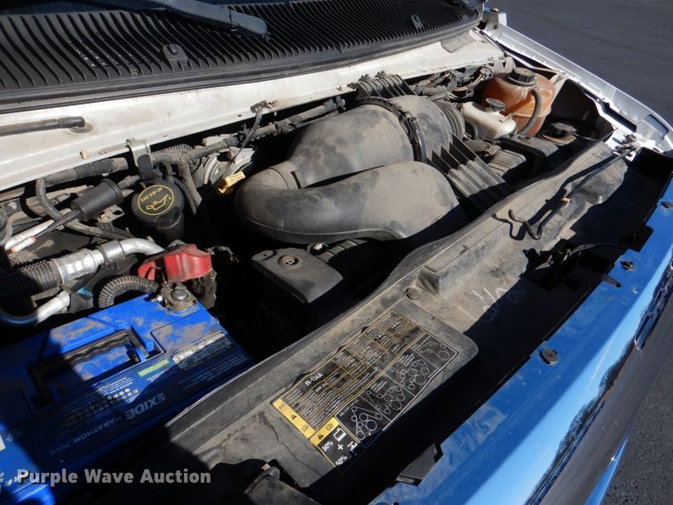 image for item JD9440 2011 Ford E450  shuttle bus