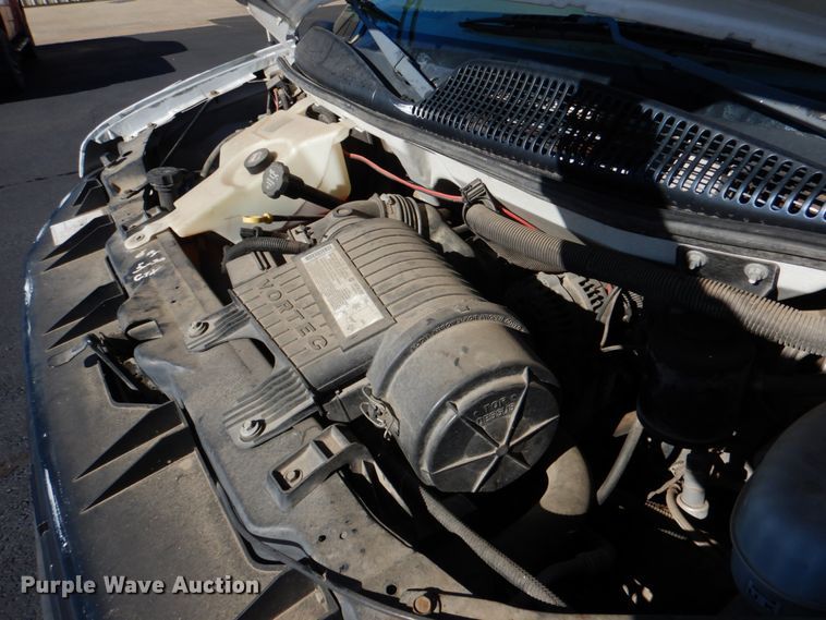 image for item JD9441 2006 Chevrolet Express G3500  shuttle bus