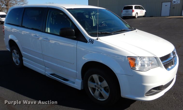image for item JD9443 2016 Dodge Grand Caravan  handicap accessible van
