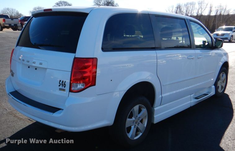 image for item JD9443 2016 Dodge Grand Caravan  handicap accessible van
