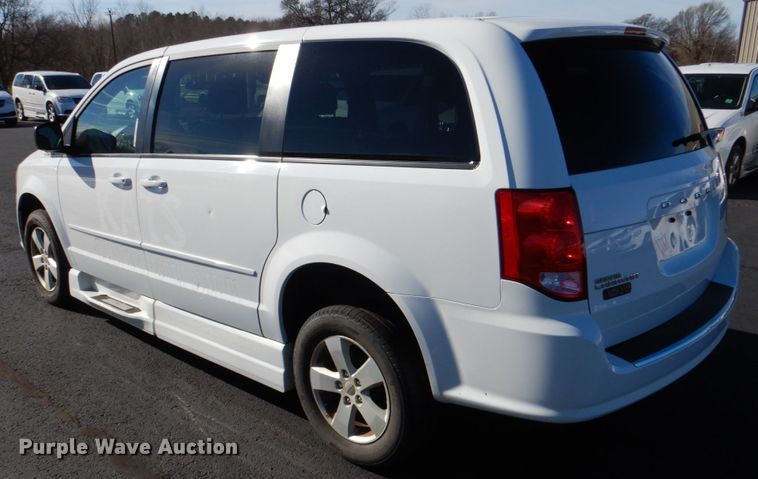 image for item JD9443 2016 Dodge Grand Caravan  handicap accessible van