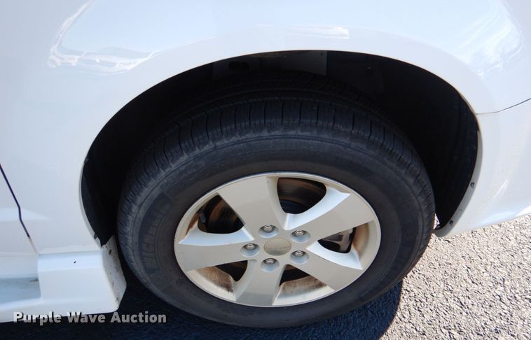 image for item JD9443 2016 Dodge Grand Caravan  handicap accessible van