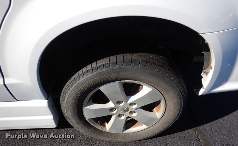 image for item JD9443 2016 Dodge Grand Caravan  handicap accessible van