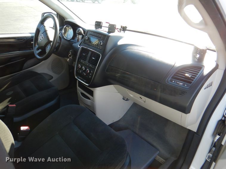 image for item JD9445 2016 Dodge Grand Caravan  handicap accessible van