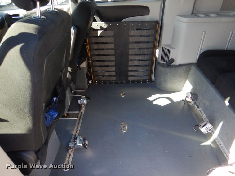 image for item JD9445 2016 Dodge Grand Caravan  handicap accessible van