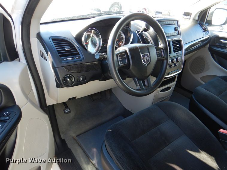 image for item JD9446 2016 Dodge Grand Caravan  handicap accessible van