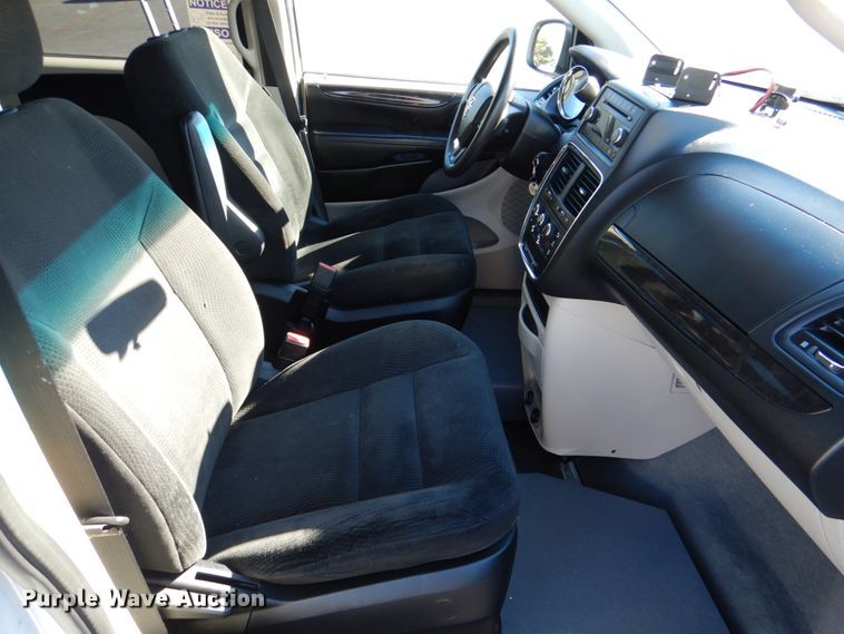 image for item JD9446 2016 Dodge Grand Caravan  handicap accessible van