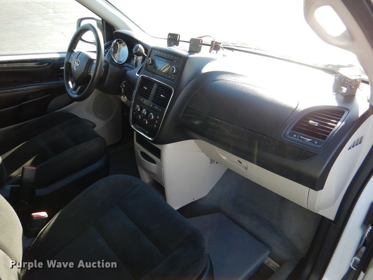 image for item JD9446 2016 Dodge Grand Caravan  handicap accessible van