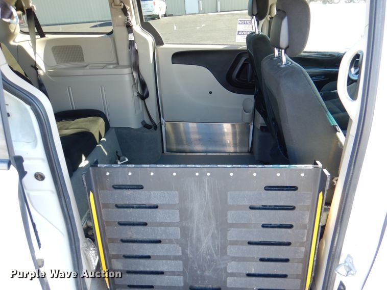 image for item JD9446 2016 Dodge Grand Caravan  handicap accessible van